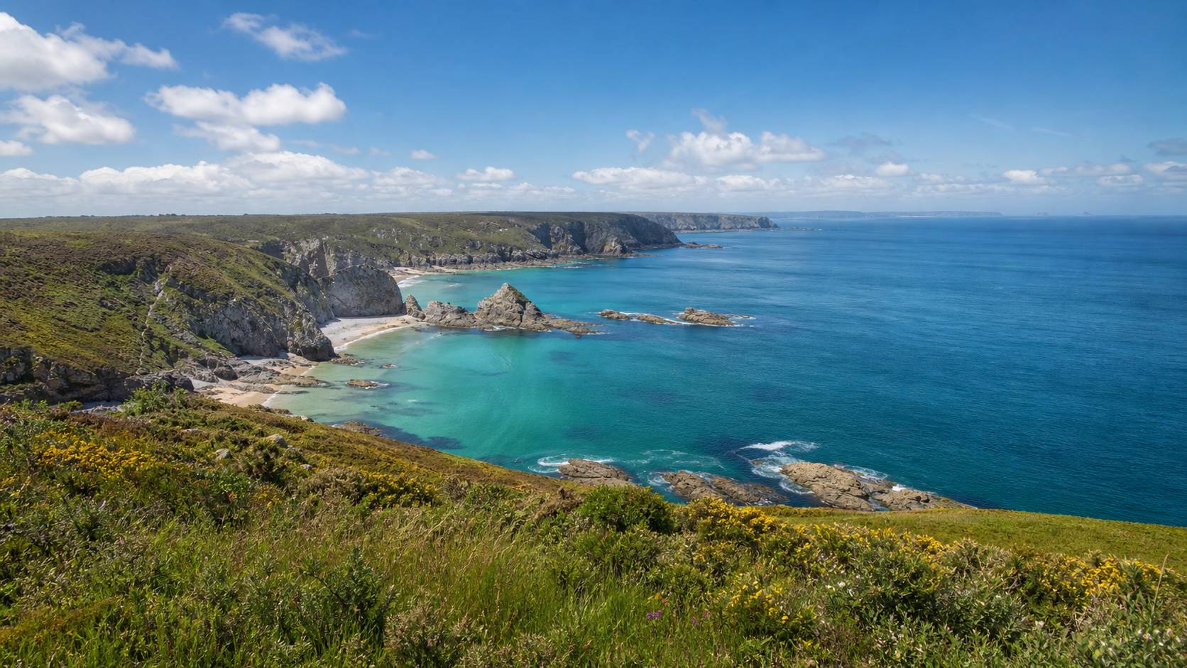 Presqu'île de Crozon - paysages côtiers et falaises de Bretagne